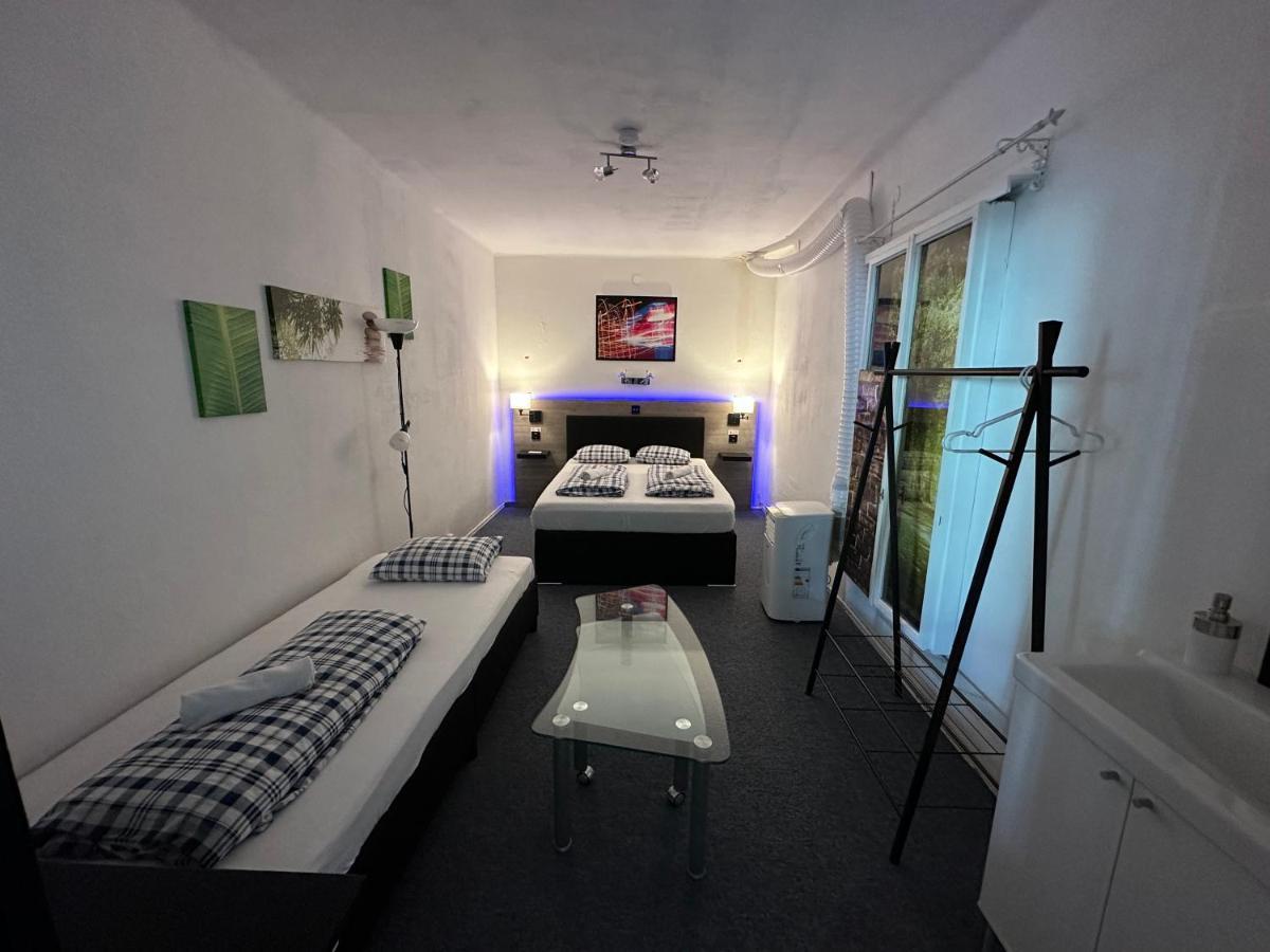 Hostel Lovely Rooms, City Center, Shared Bathroom, Windows To Corridor Villach Luaran gambar