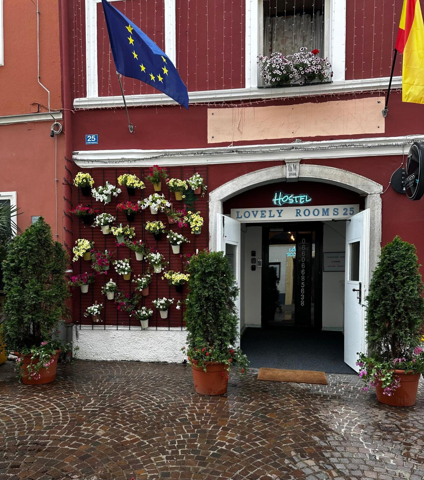 Hostel Lovely Rooms, City Center, Shared Bathroom, Windows To Corridor Villach Luaran gambar